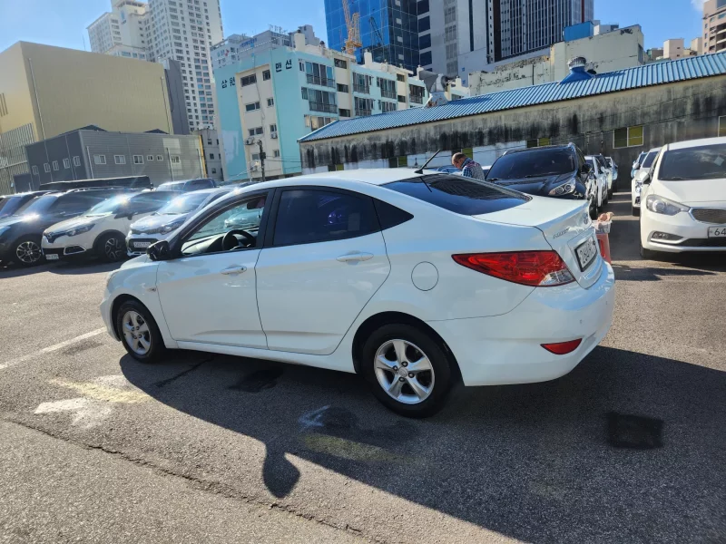 Hyundai Accent
