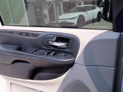 Chrysler Grand Voyager