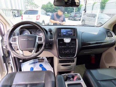 Chrysler Grand Voyager