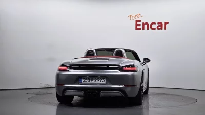 Porsche 718