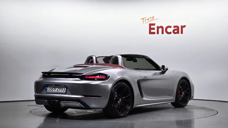 Porsche 718