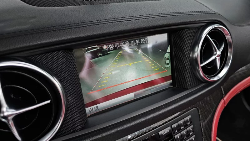 Mercedes-Benz SL-Class