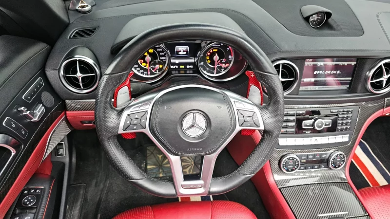 Mercedes-Benz SL-Class