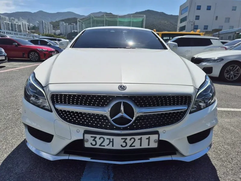 Mercedes-Benz CLS-Class