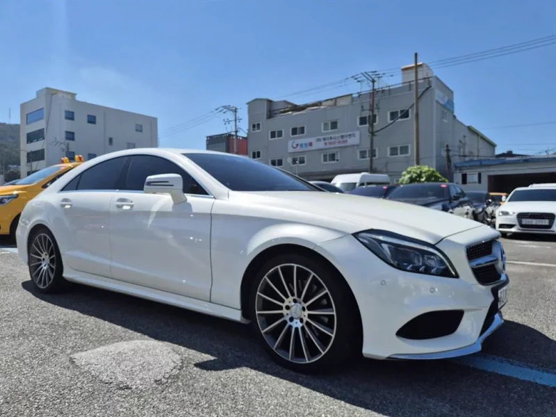 Mercedes-Benz CLS-Class