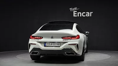 BMW 8-Series