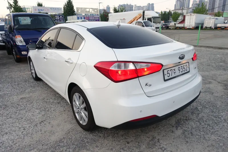 Kia K3