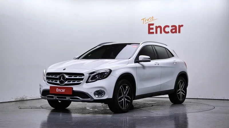 Mercedes-Benz GLA-Class