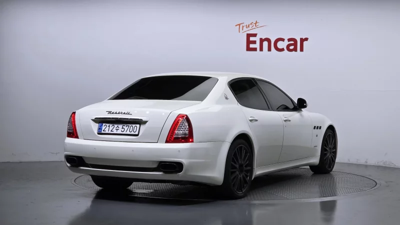 Maserati QUATTROPORTE