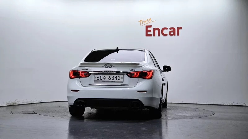 Infiniti Q50