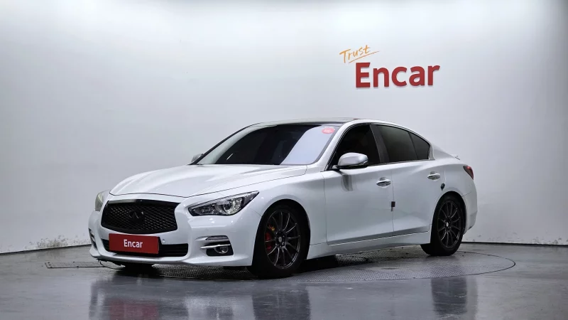 Infiniti Q50