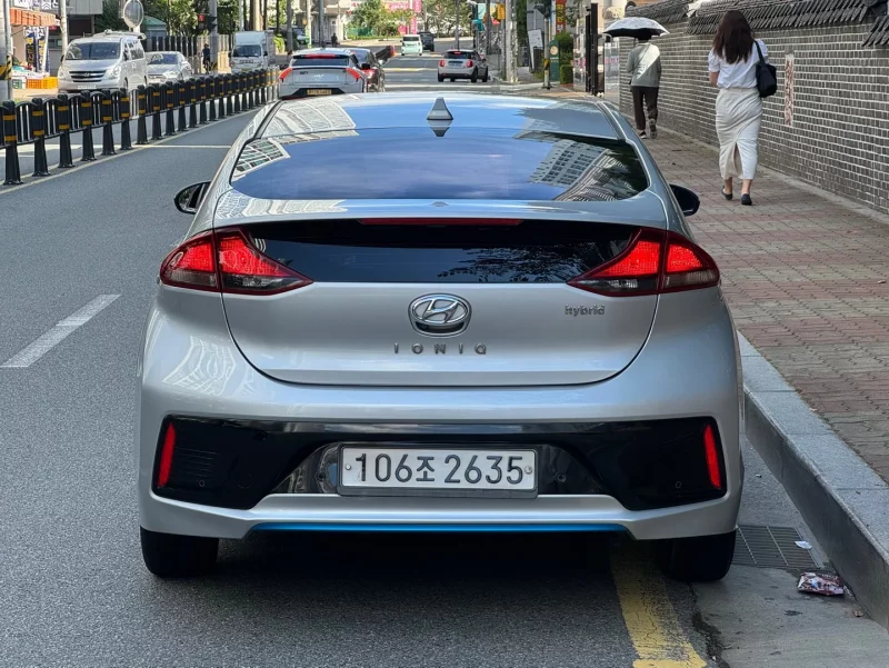 Hyundai Ioniq