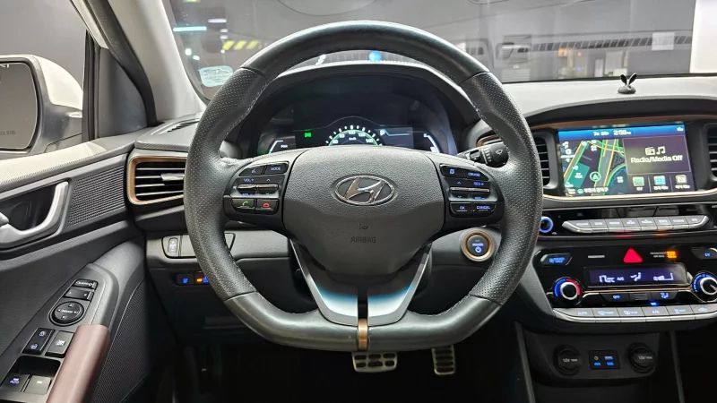 Hyundai Ioniq