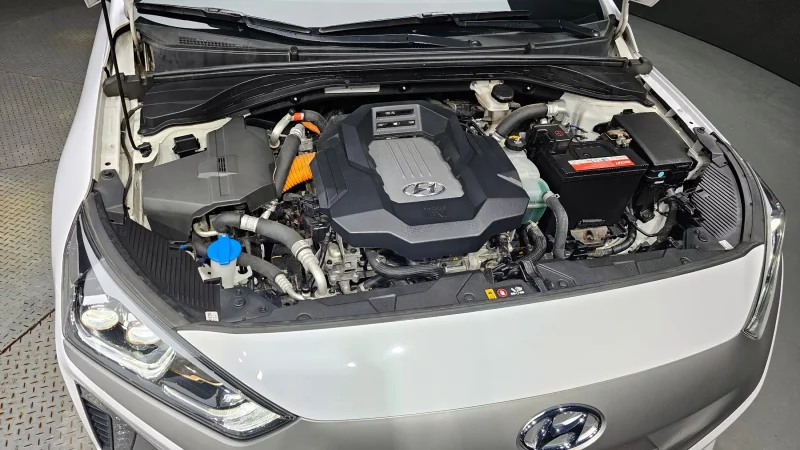 Hyundai Ioniq