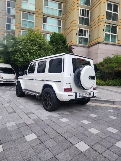 Mercedes-Benz G-Class