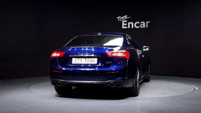 Maserati GHIBLI