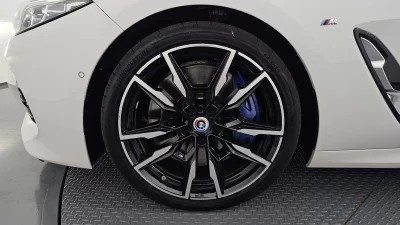 BMW 8-Series