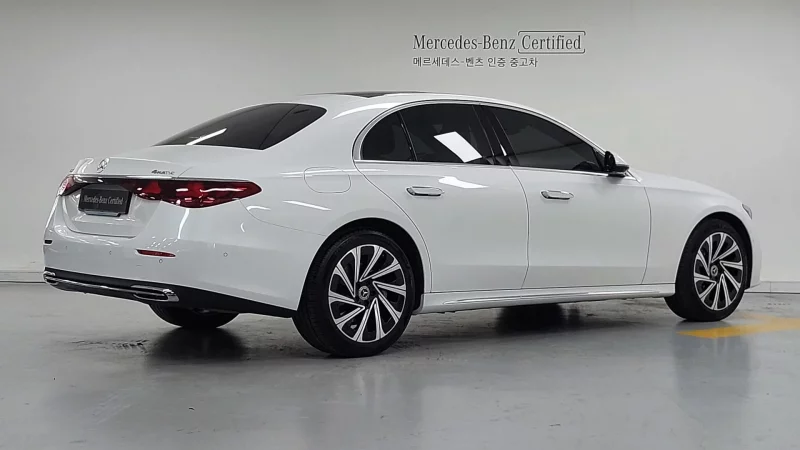 Mercedes-Benz E-Class