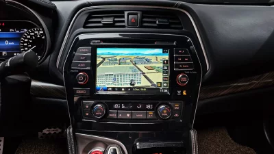 Nissan MAXIMA