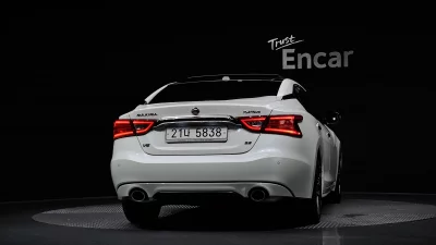 Nissan MAXIMA