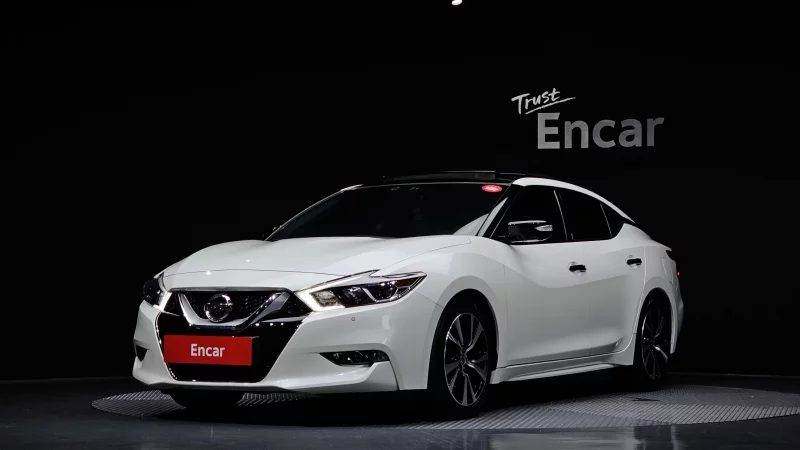 Nissan MAXIMA