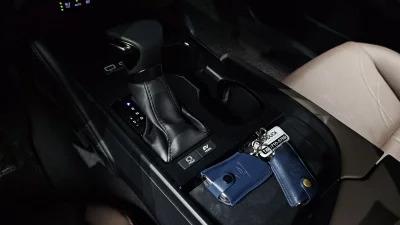 Lexus ES