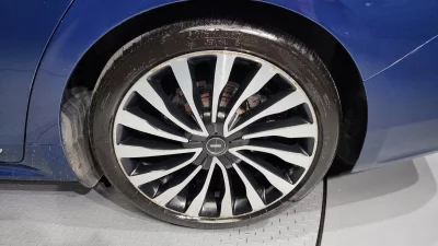 Lincoln CONTINENTAL