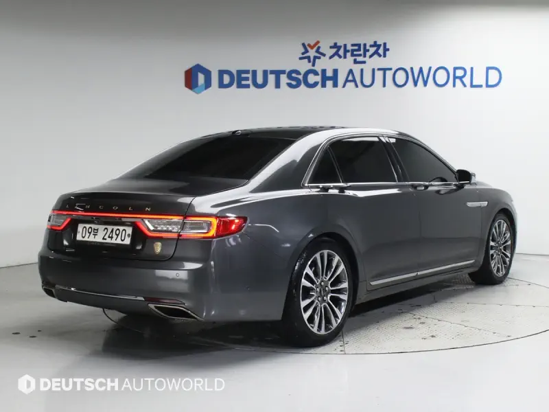 Lincoln Continental