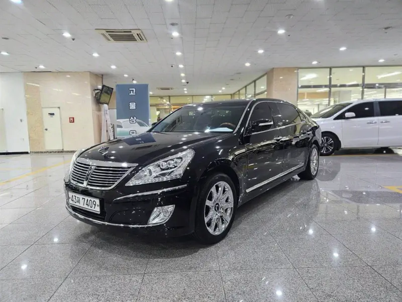 Hyundai Equus