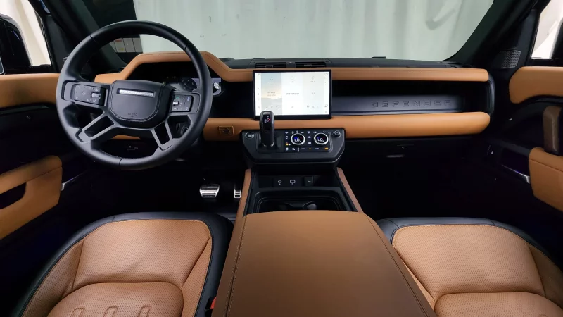 Land Rover DEFENDER