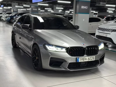 BMW M5