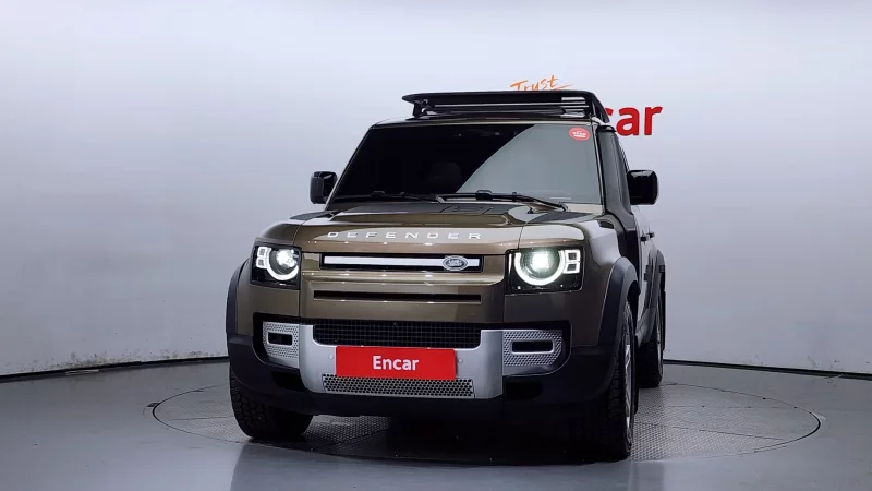 Land Rover DEFENDER