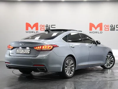 Hyundai Genesis