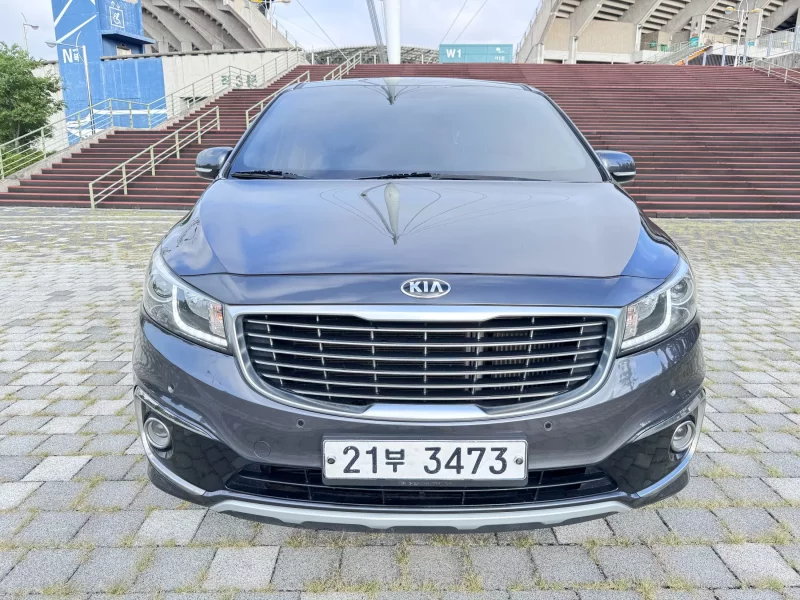 Kia Carnival