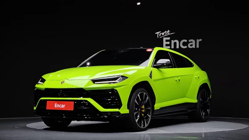 Lamborghini URUS