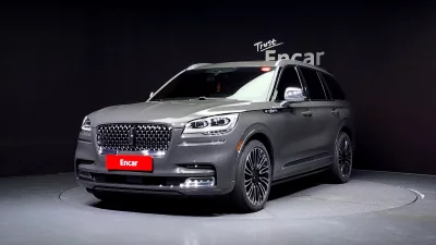 Lincoln AVIATOR