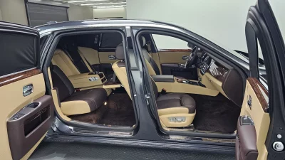 Rolls-Royce GHOST