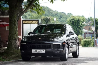 Porsche CAYENNE