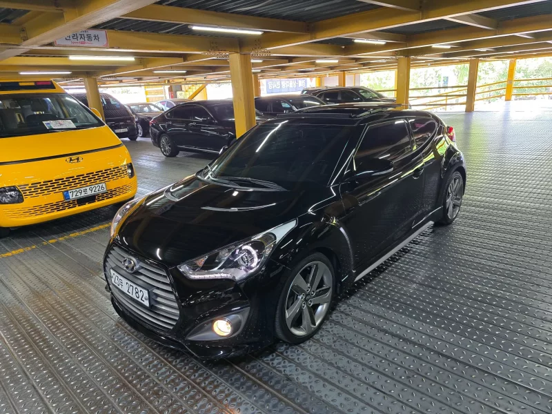 Hyundai Veloster