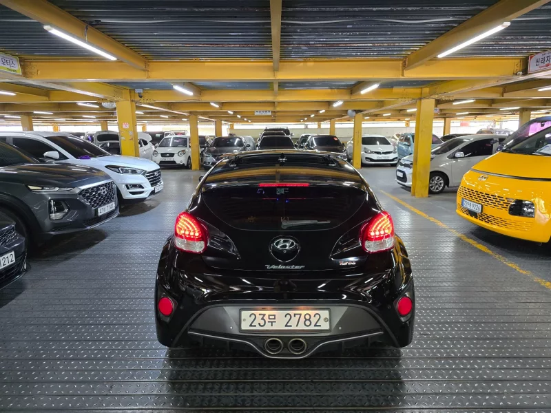 Hyundai Veloster
