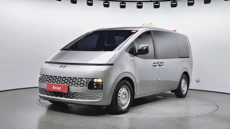 Hyundai Staria