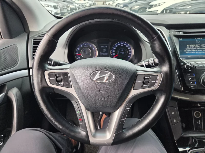 Hyundai I40