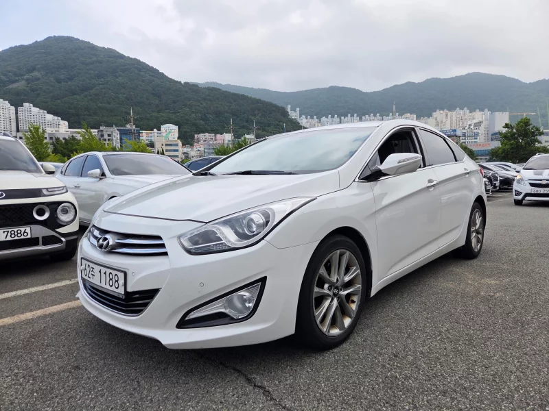 Hyundai I40