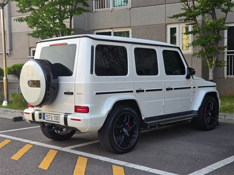 Mercedes-Benz G-Class