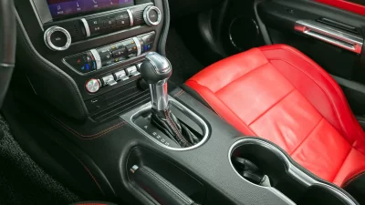 Ford MUSTANG