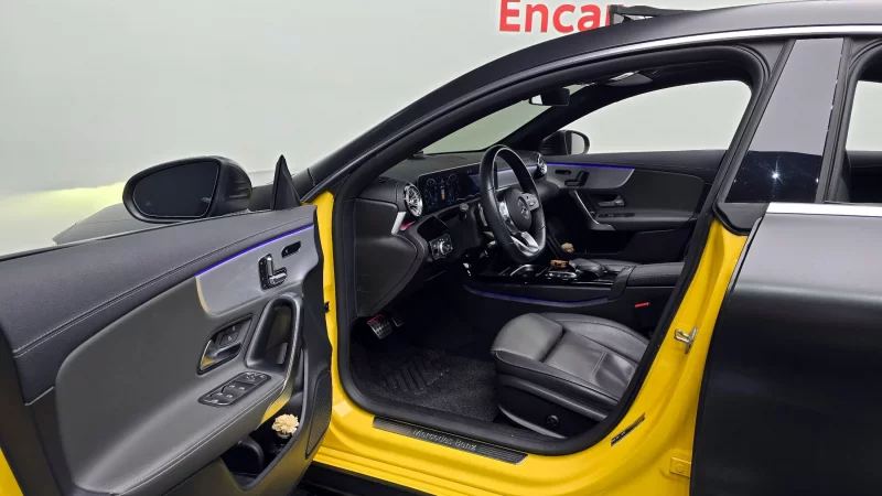 Mercedes-Benz CLA-Class