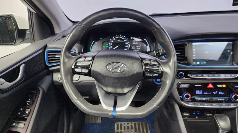 Hyundai Ioniq