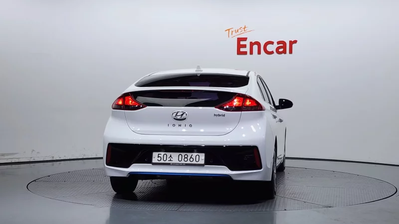 Hyundai Ioniq