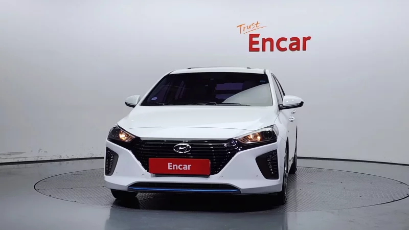 Hyundai Ioniq