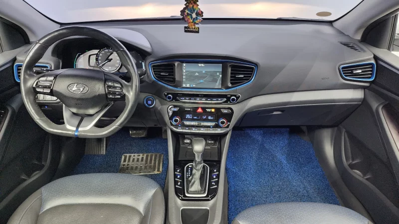 Hyundai Ioniq